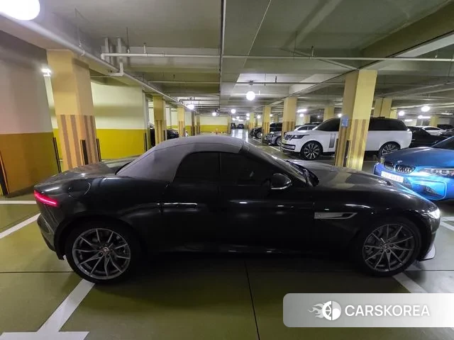 Jaguar F-TYPE 2023 Темно-зеленый из Кореи, фото 3