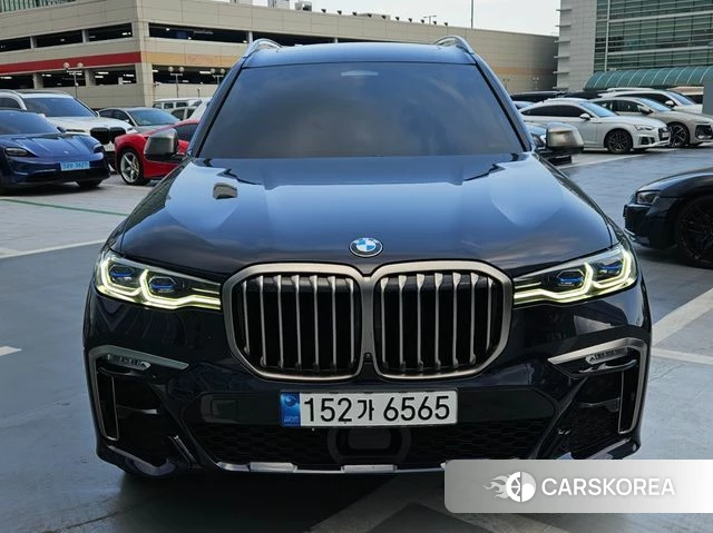 BMW X7 (G07) 2022 Черный из Кореи, фото 4