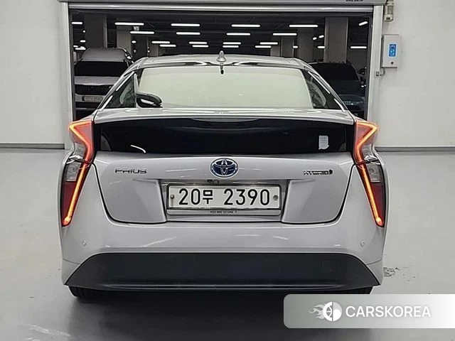Toyota Prius 4th Generation id 4339703 из Кореи 11