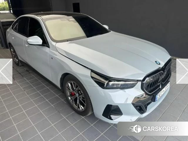 BMW 5 Series (G60) id 4486652 из Кореи 8
