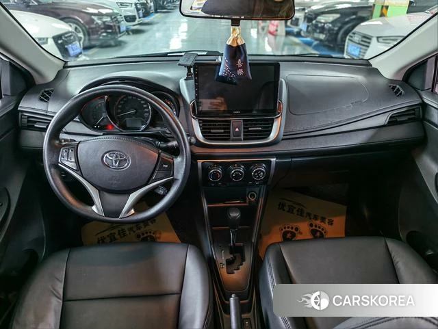 Toyota YARIS L Zhixuan 2022 Белый из Китая, фото 3