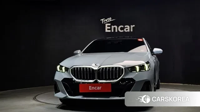 BMW 5 Series (G60) id 3769784 из Кореи 13