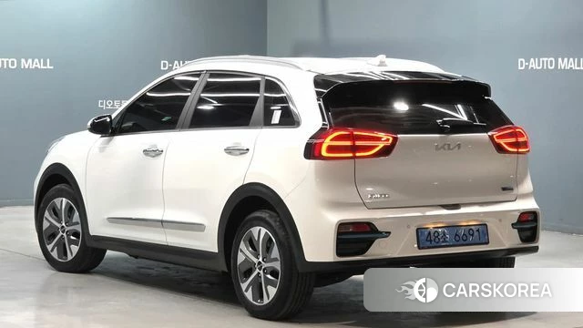 Kia Niro EV id 3915890 из Кореи 13