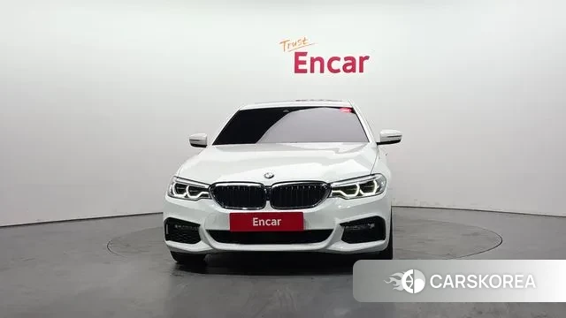 BMW 5 Series (G30) id 3583544 из Кореи 13