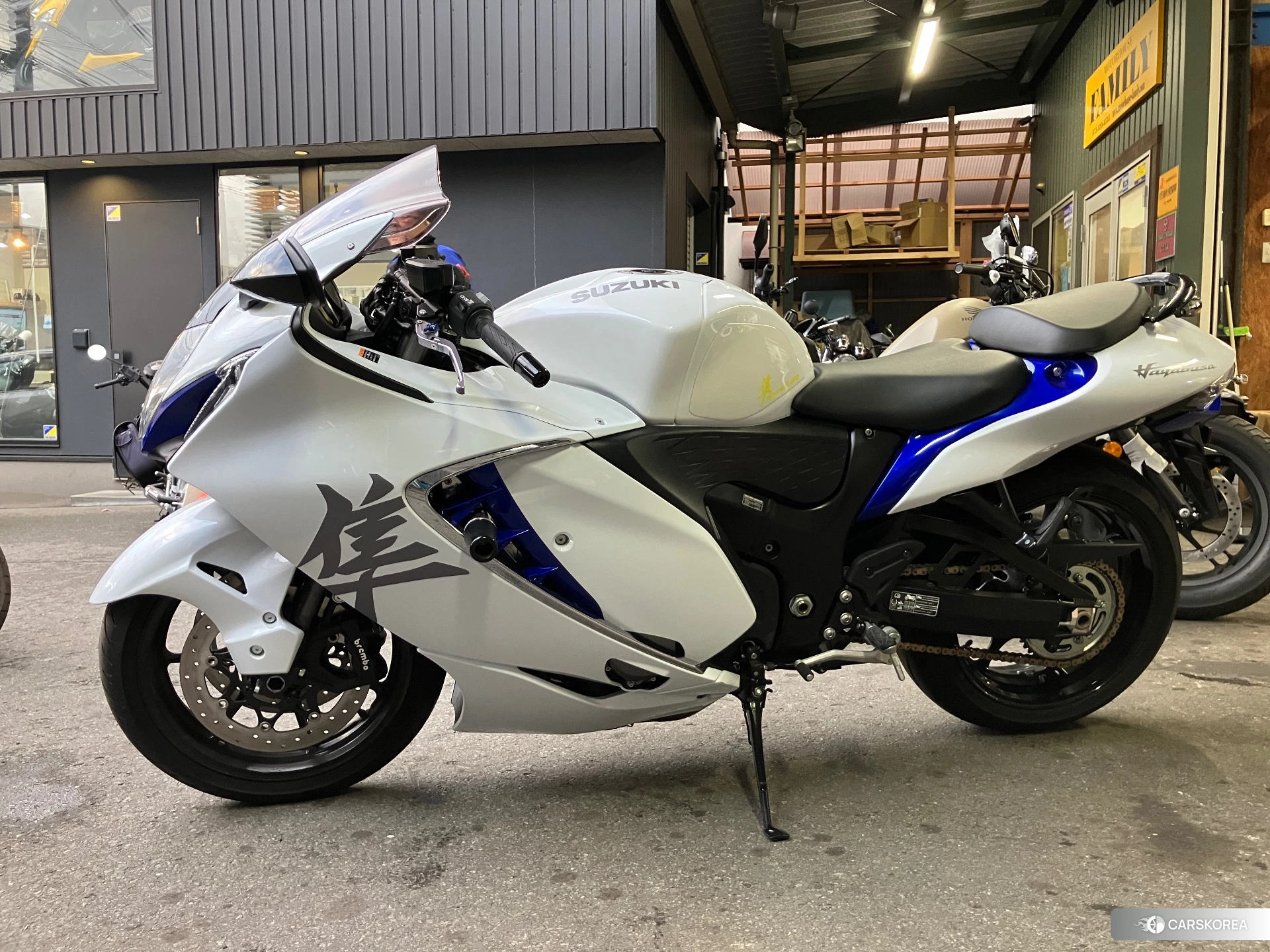 Проданный Suzuki GSX1300R HAYABUSA id 3947855 из Японии, фото 3