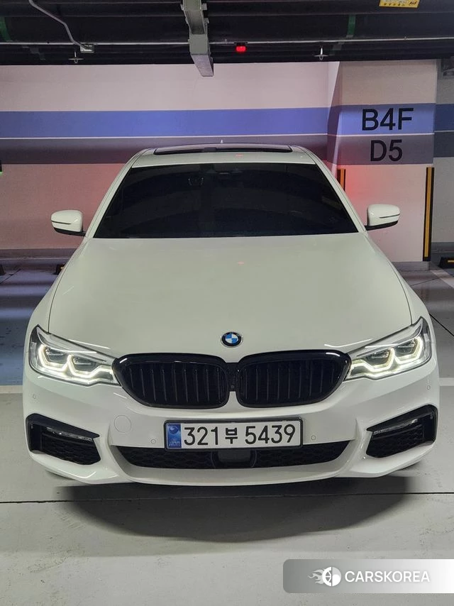 BMW 5 Series (G30) id 3796252 из Кореи 8