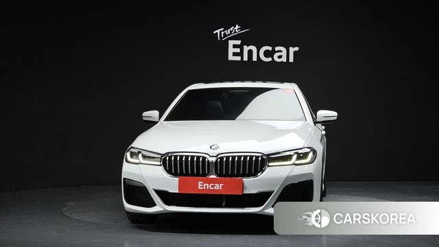 BMW 5 Series (G30) id 3892942 из Кореи 13