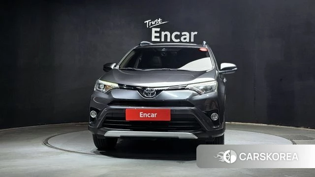 Toyota RAV4 id 4435625 из Кореи 23