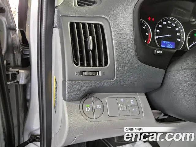 Hyundai Grand Starex id 2681817 из Кореи 10