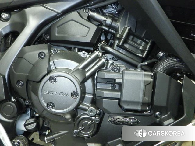 Engine photo