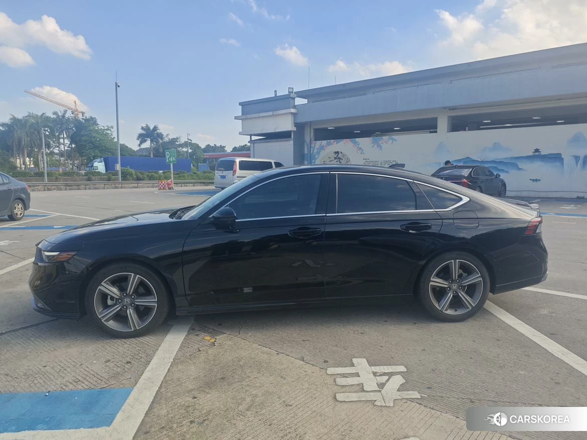 Honda Accord 2023 Черный из Китая, фото 3