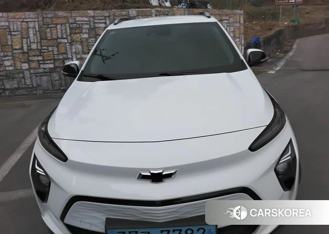 Chevrolet (GM Daewoo) Bolt EUV 2022 Белый из Кореи, фото 3