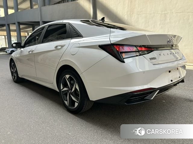 Hyundai Elantra id 4278368 из Китая 9