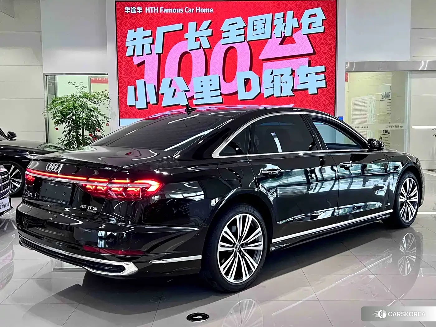 Audi A8 2023 Черный из Китая, фото 4