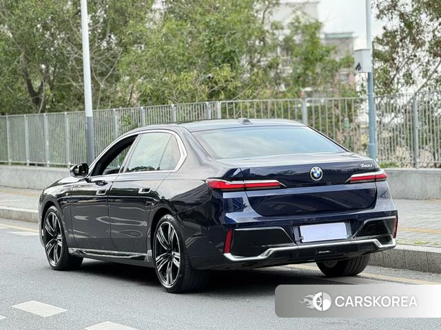 BMW 7 series id 4265478 из Китая 22