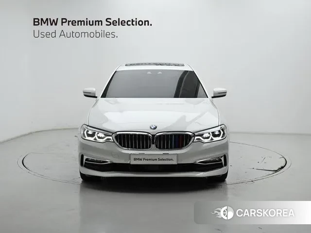 BMW 5 Series (G30) id 3778597 из Кореи 13