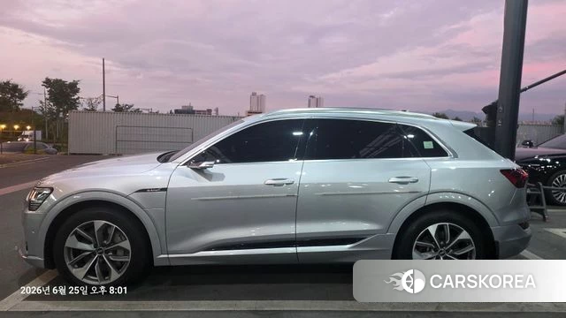 Audi e-Tron id 4513140 из Кореи 10