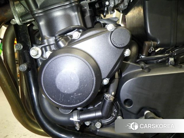 Engine photo