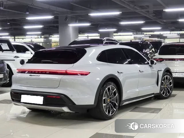 Porsche Taycan id 3550484 из Кореи 10