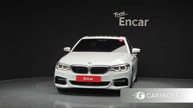 BMW 5 Series (G30) id 4225835 из Кореи 13