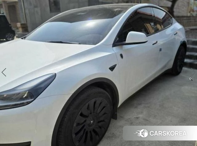 Tesla Model Y 2023 Белый из Кореи, фото 3