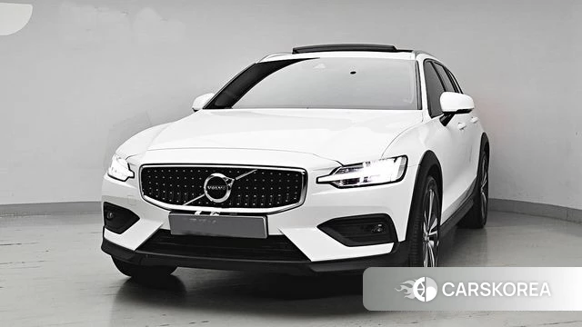 Volvo V60 Cross-Country 2nd Generation id 4325571 из Кореи 13