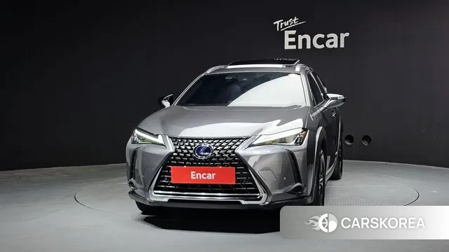 Lexus UX250h id 3740468 из Кореи 13