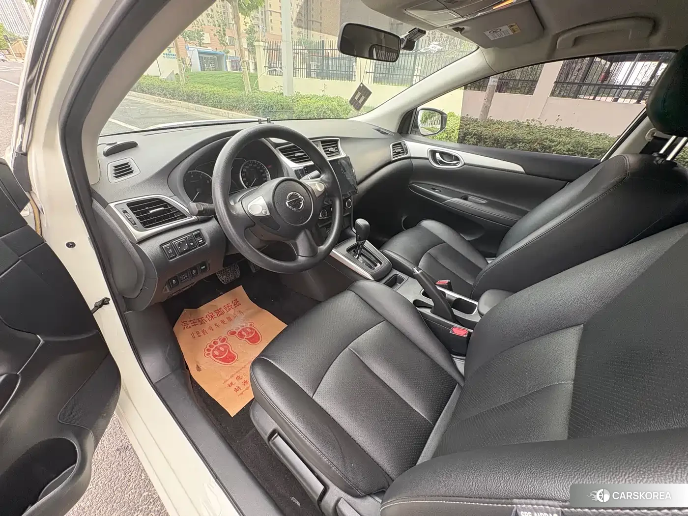 Nissan Sylphy 2021 Белый из Китая, фото 3