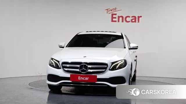 Mercedes-Benz E-Class W213 id 3557620 из Кореи 13