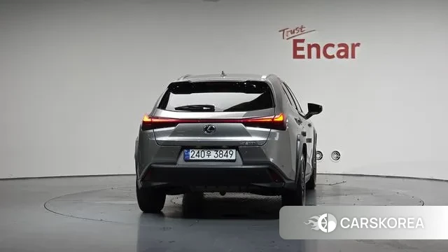 Lexus UX250h id 3256641 из Кореи 13