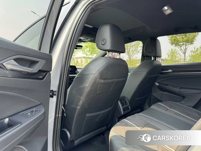 Volkswagen Golf id 4321002 из Китая 10
