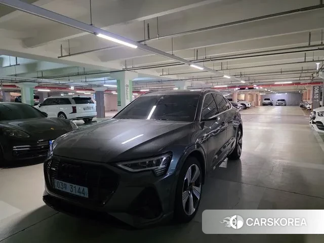 Audi e-Tron id 3752845 из Кореи 9