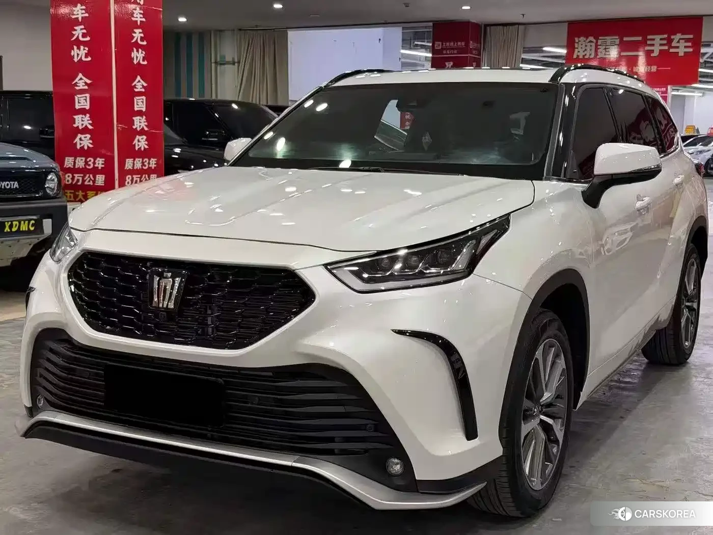 Toyota Crown Lufang 2025 Белый из Китая, фото 3