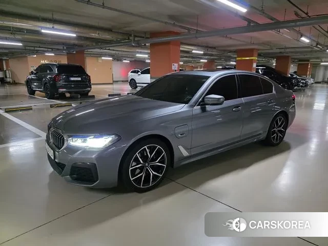 BMW 5 Series (G30) id 3420665 из Кореи 9