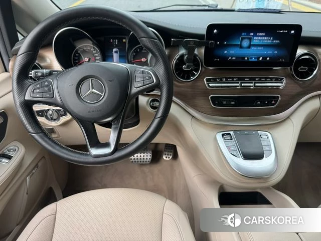 Mercedes-Benz V-class id 4367473 из Китая 18