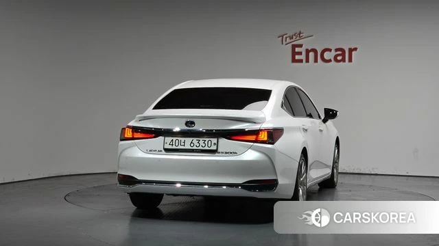 Lexus ES300h 7th generation id 4232928 из Кореи 23