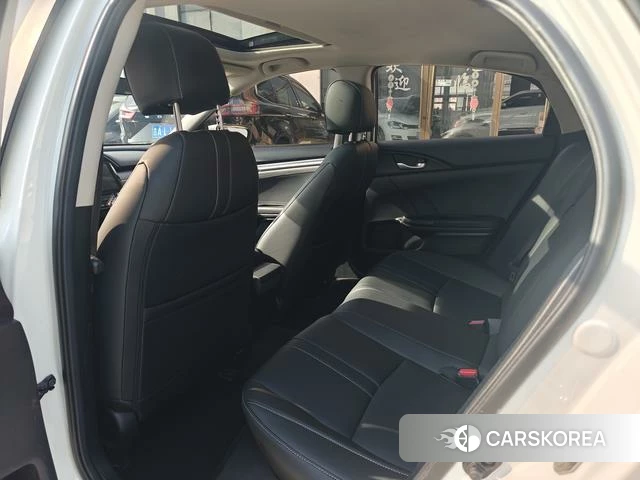 Honda Civic 2018 Белый из Китая, фото 3