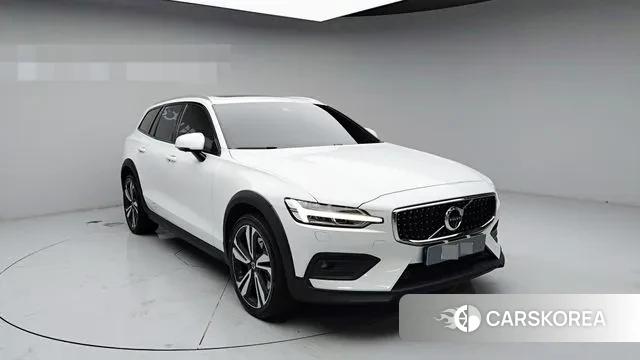 Volvo V60 Cross-Country 2nd Generation id 3669157 из Кореи 13