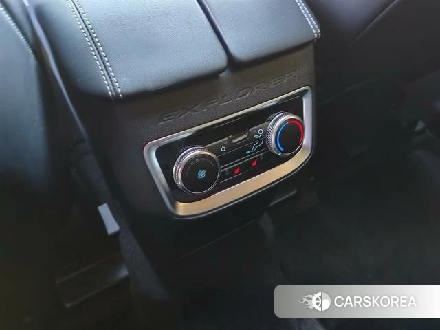 Ford Explorer 2023 Синий из Китая, фото 5