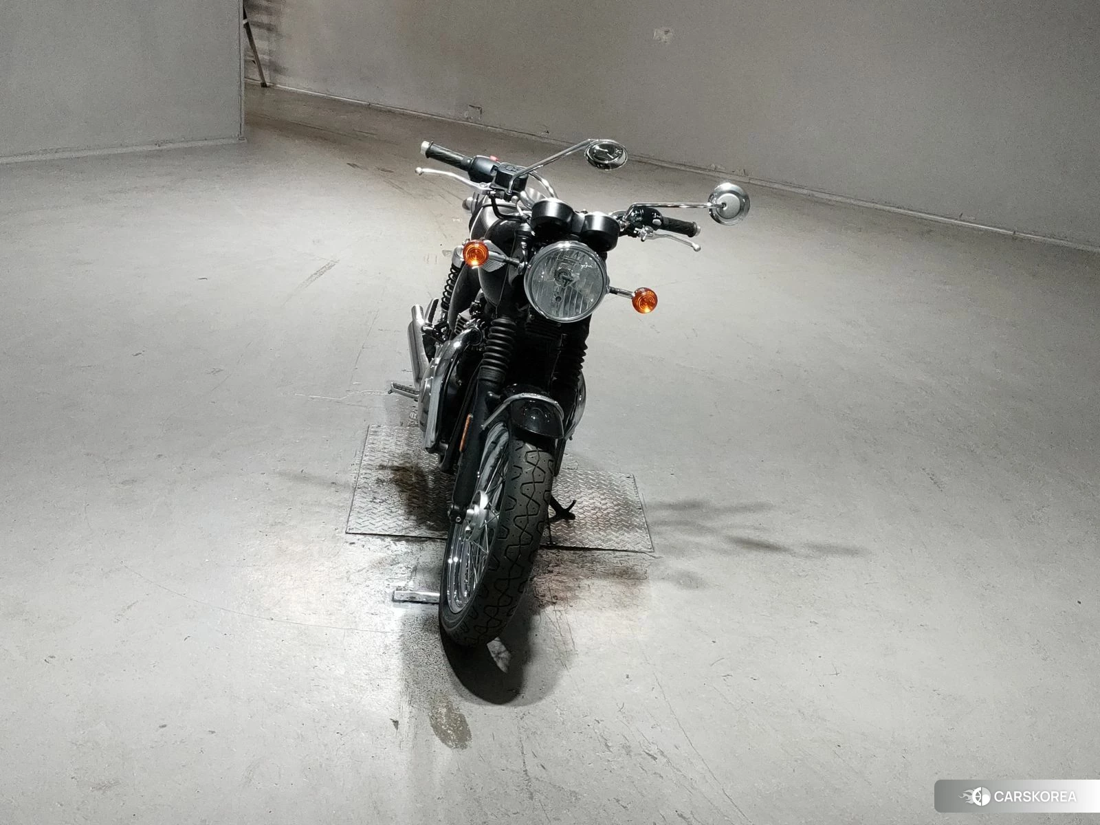 Triumph BONNEVILLE T100 2018 из Японии, фото 2