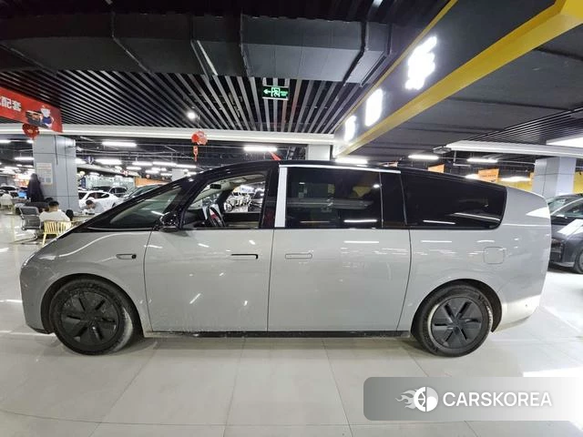 Ideal car Ideal MEGA 2024 Белый из Китая, фото 3