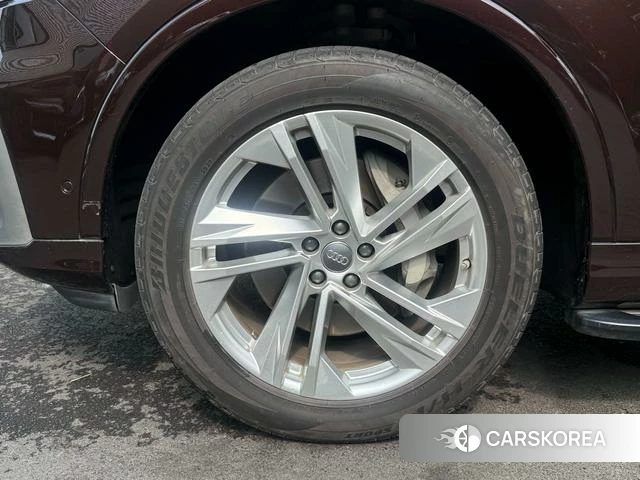 Audi Q7 id 4335812 из Китая 19