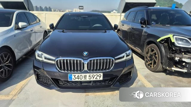 BMW 5 Series (G30) 2022 Черный из Кореи, фото 3