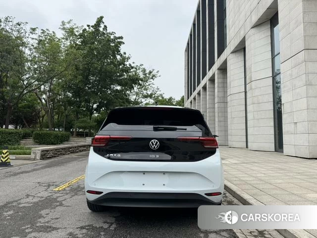 Volkswagen ID.3 2023 Белый из Китая, фото 6