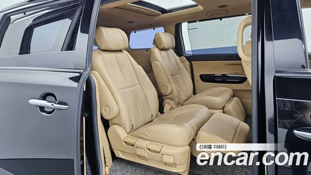 Kia The New Carnival id 2759385 из Кореи 13