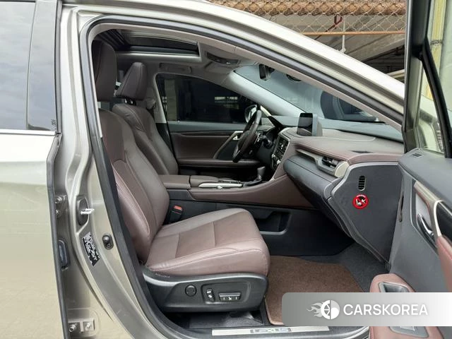 Lexus RX id 4367380 из Китая 15