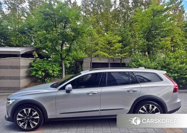 Volvo V60 Cross-Country 2nd Generation id 4871256 из Кореи 13