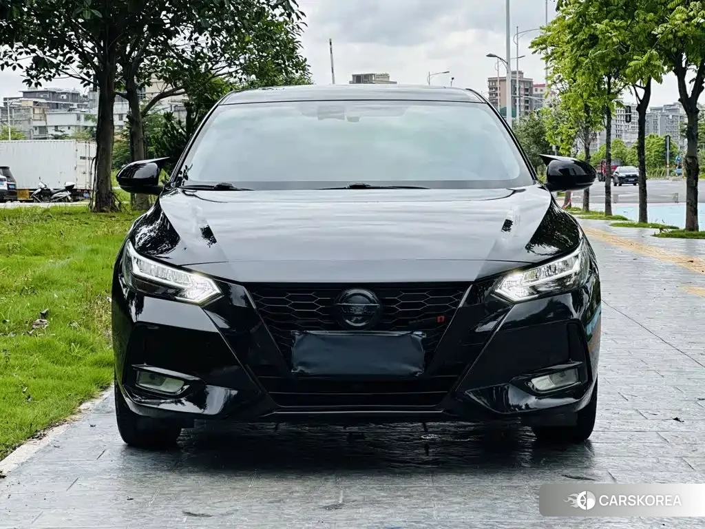 Nissan Sylphy 2022 Черный из Китая, фото 3