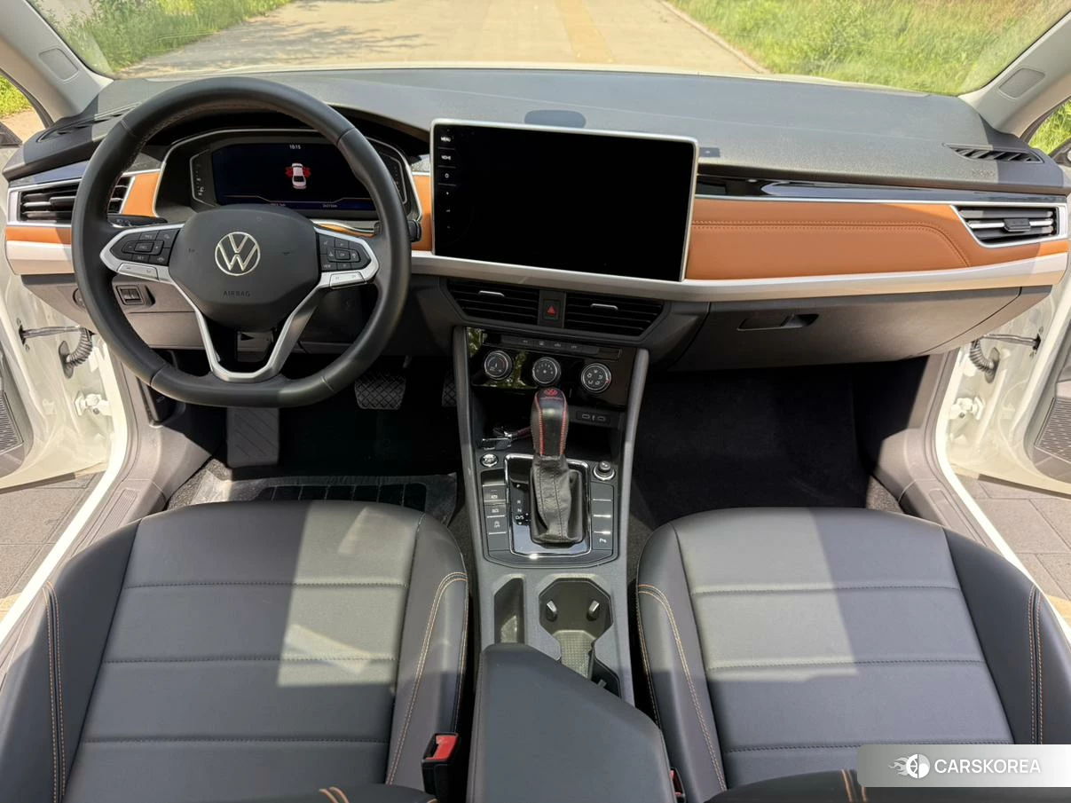 Volkswagen Bora 2022 Белый из Китая, фото 5