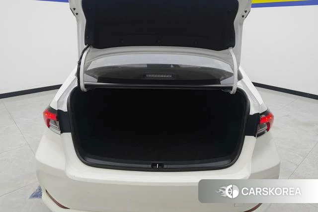 Toyota Corolla id 3840858 из Китая 10